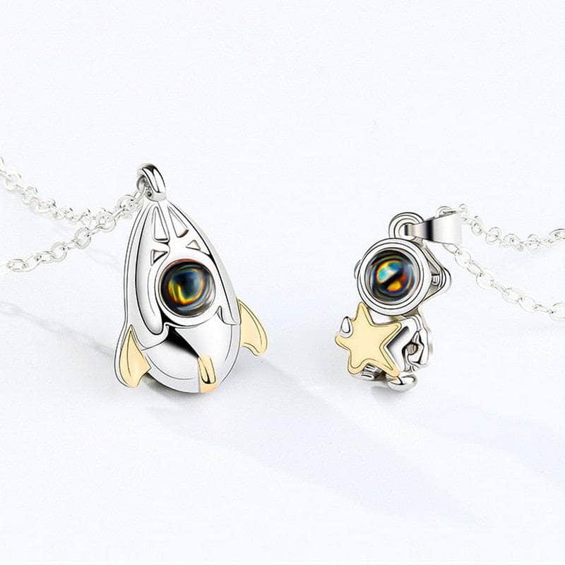La Michy Tienda Collares Proyeccion Cohete y Astronauta